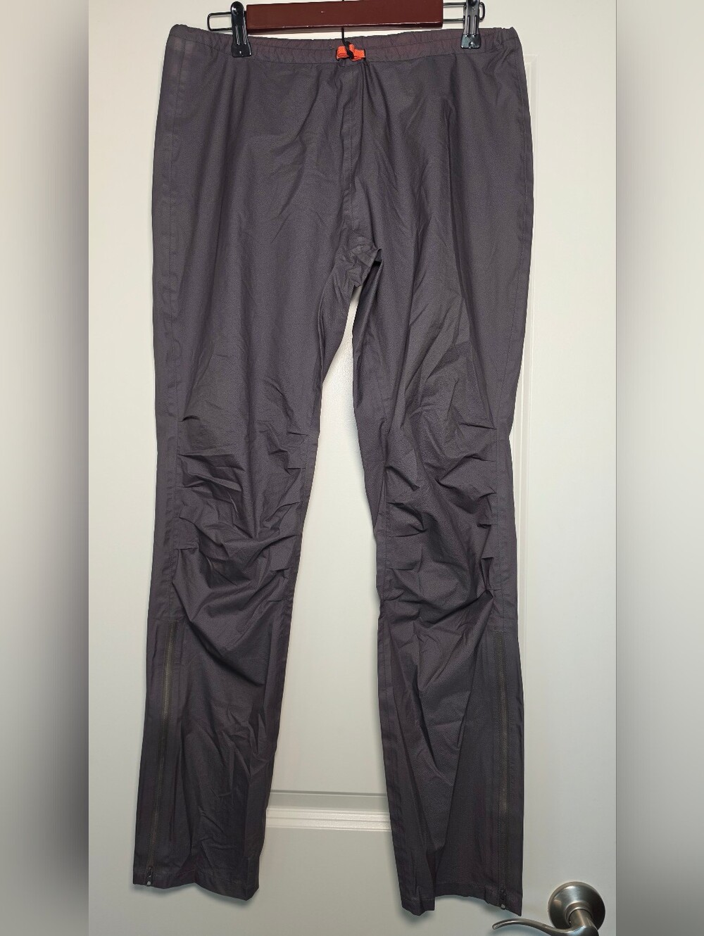 Ultimate Direction Waterproof Rain Pants Women’s Small Gray Trail Running Hiking